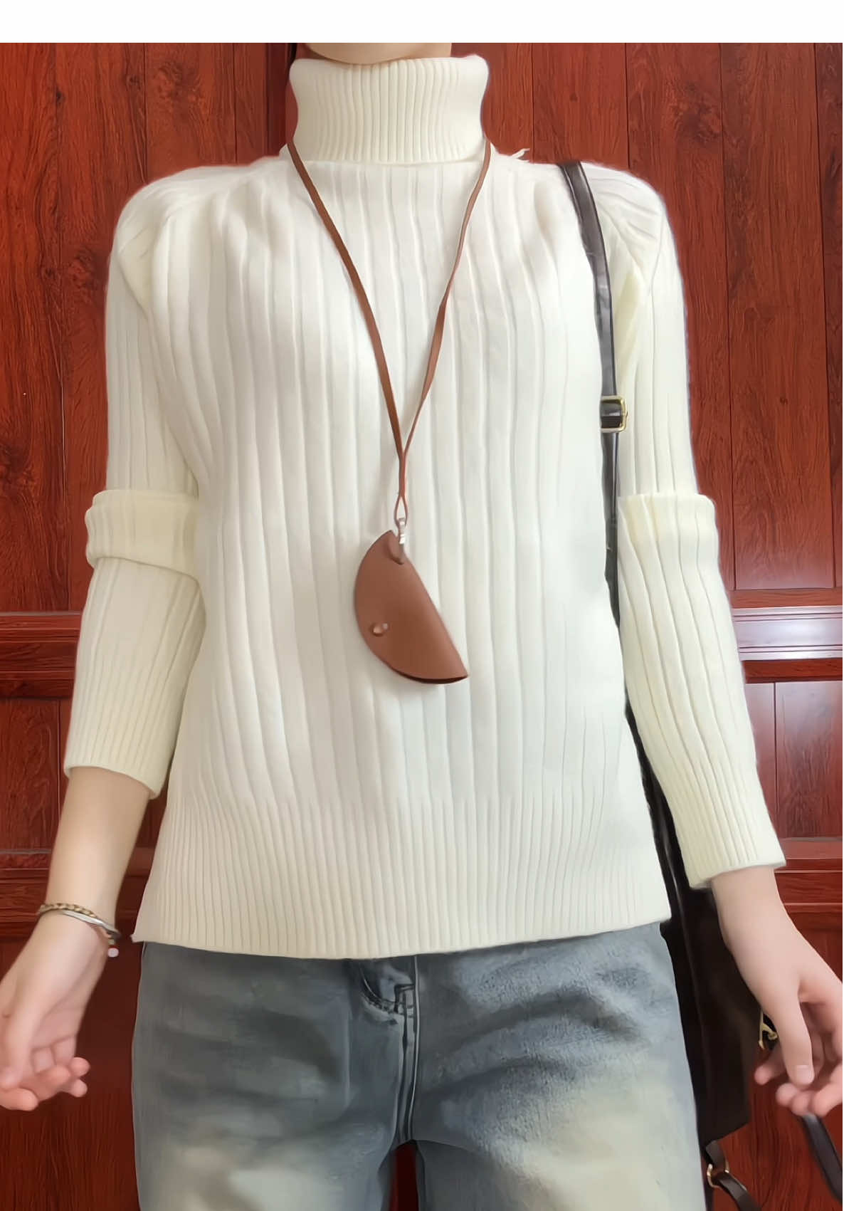 Ấm quá @DELIZ VN uiiii#aolen #aolencocao #deliz #reviewthoitrang #phoidoxinh 