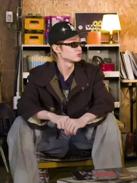 martin ini di takdirkan untuk keren keknya,heran dia pake apa aja slalu keren kece🥲#cortis #martin #martinedwards 