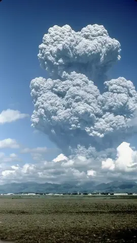 Mount Pinatubo Mega Eruption 4K • One of the Largest Volcano Events of the 20th Century