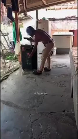 Tdk sanggup skali ohh 🤧😂😂😂 oke u luky dari papua🤧🤣🤣🤣#fypシ゚viral #viralvideo#hiburan #sorotanpublik#videolucungakak 