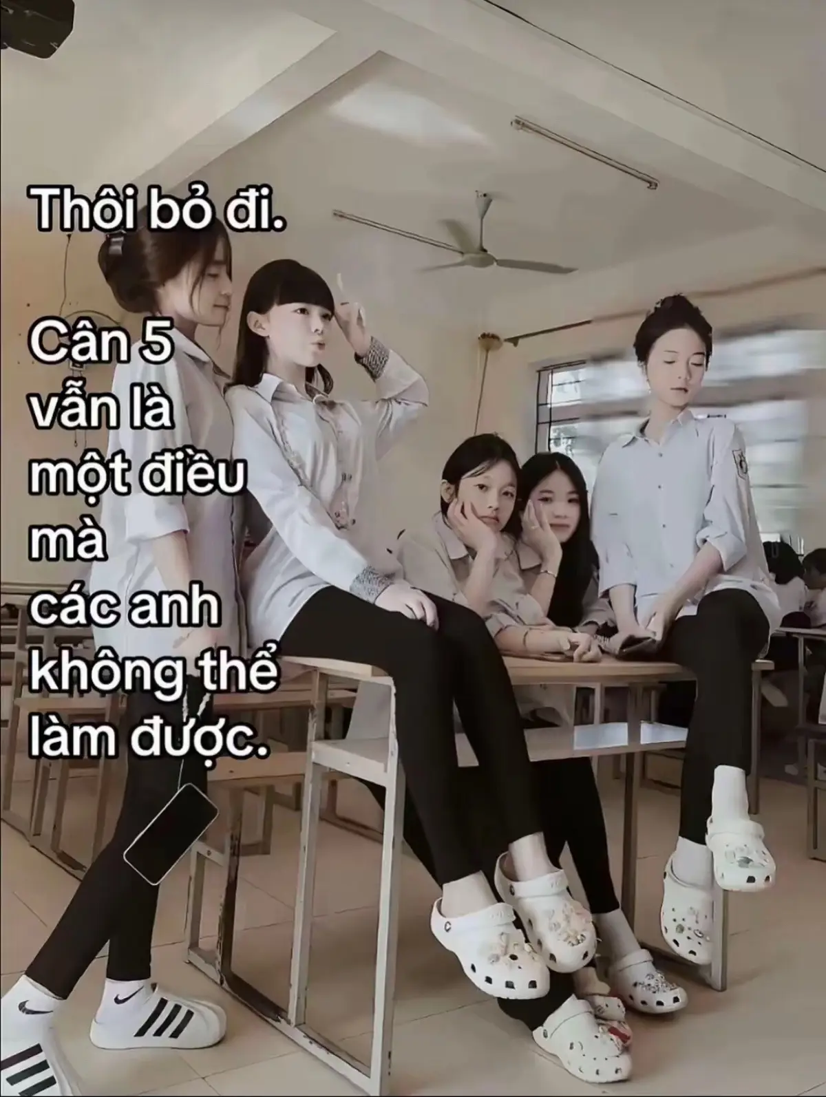 Lên hết đi….