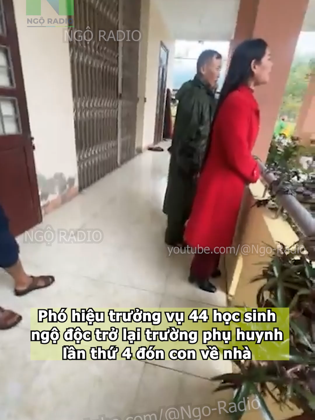 Phó hiệu trưởng vụ 44 học sinh ngộ độc trở lại trường phụ huynh lần thứ 4 đón con về nhà#cuocsong #ngoradio #tintuc #viraltiktok #phapluat