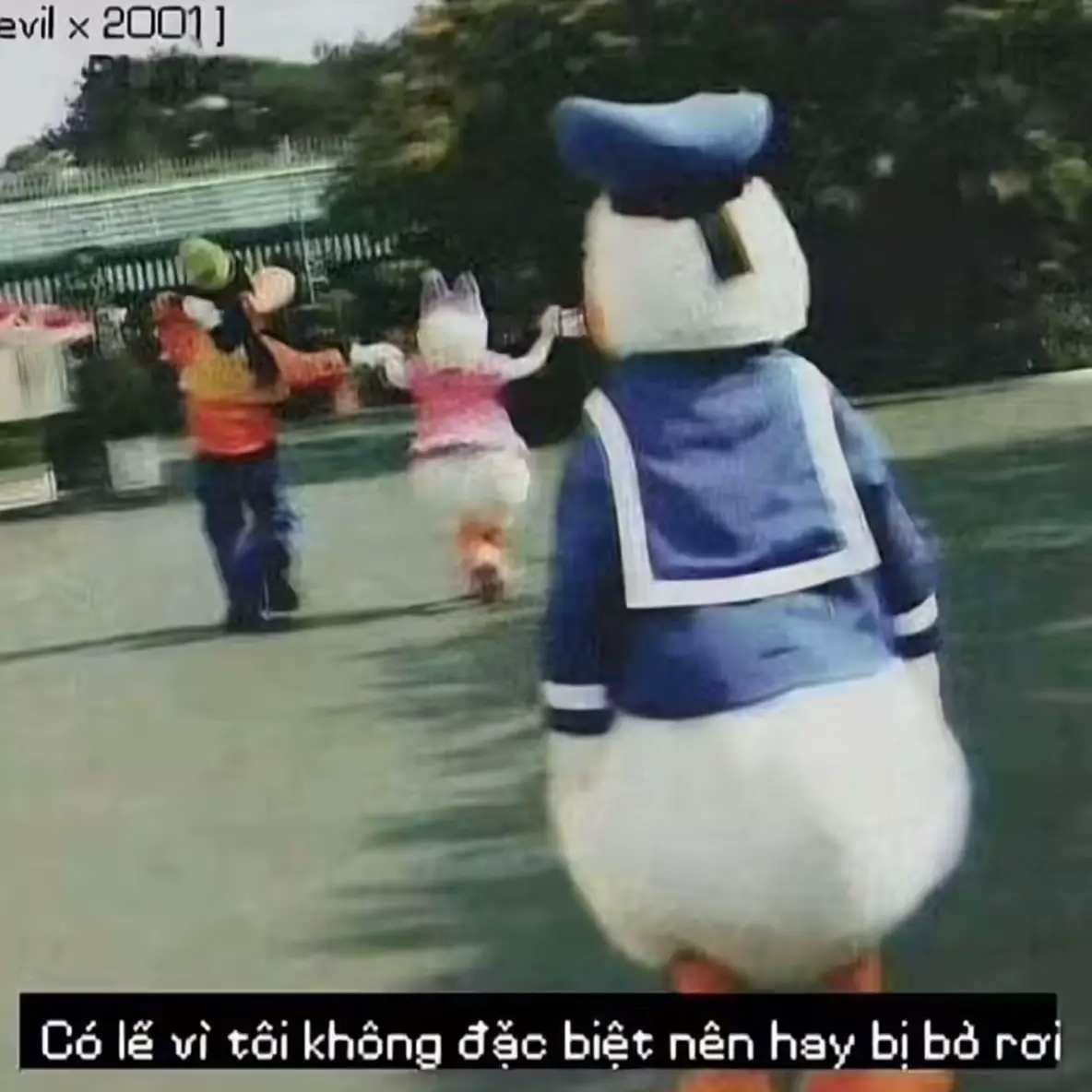 Tình yêu giống như bầu trời. Bầu trời ngày có nắng và ngày mưa. Tình yêu cũng giống như vậy nếu chúng ta nhường nhịn nhau, chúng ta sẽ vượt qua những ngày mưa và chấp nhận bên nhau những ngày nắng “  #viral 