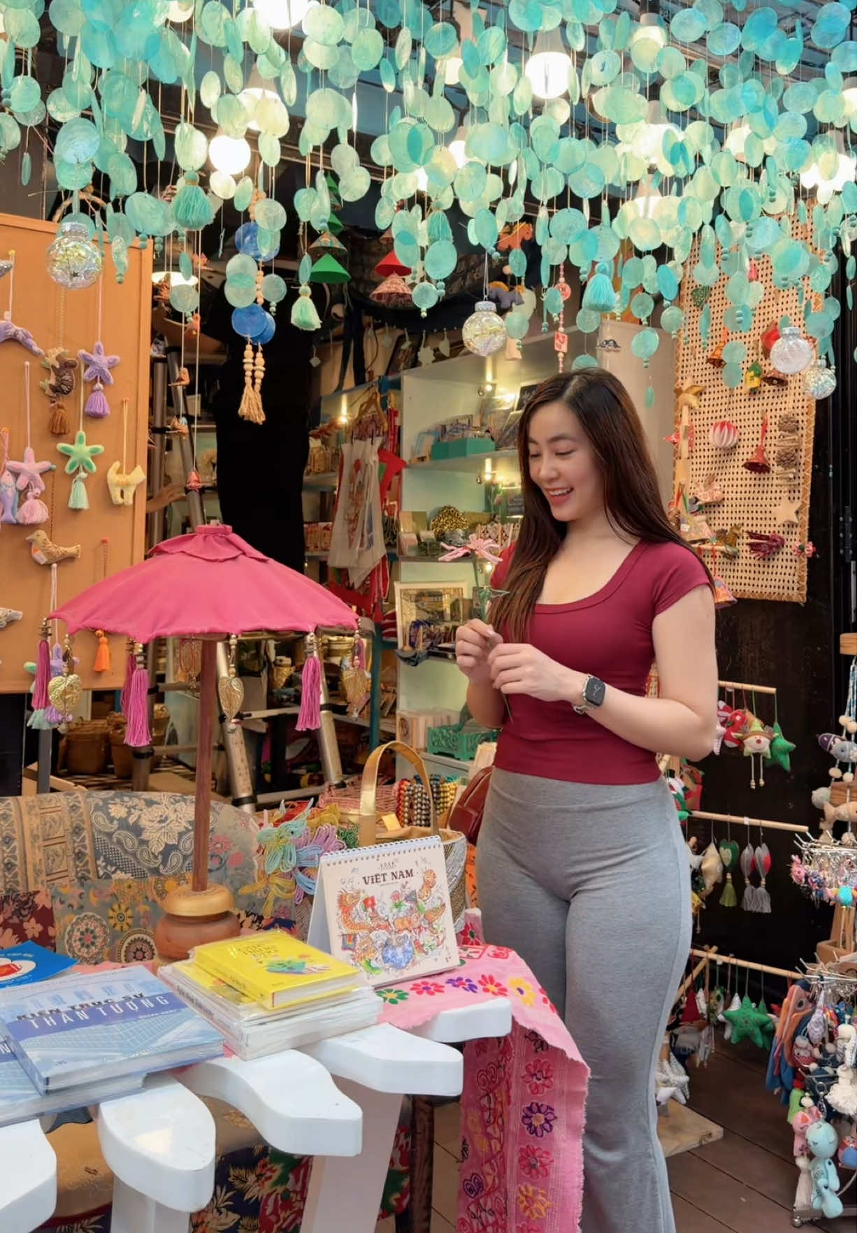 Nay thời tiết vô cùng dễ chịu để dạo phố 🥰