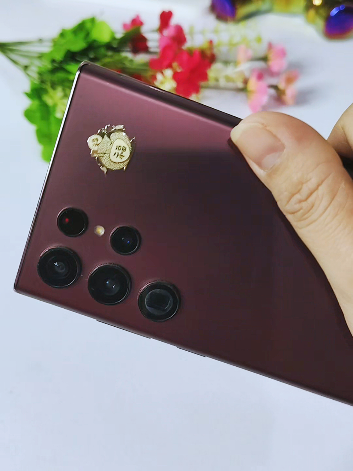 Miếng dán chống bức xạ điện thoại #baovesuckhoe #tienich #miengdanchongbucxadienthoai #miengdanchongbucxa #cothamdayroi1 @Cô Thắm Đây Rồi @Cô Thắm Đây Rồi @Cô Thắm Đây Rồi 