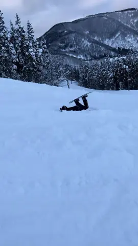 nyungsep dikit ga ngaruh😫🥶 #snowboard #japan #4u 