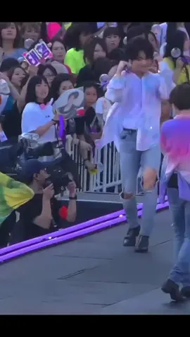 #views #bts_official_bighit #foryou #unfrezzmyaccount #foryoupage @BTS @TikTok @TikTok Bangladesh 