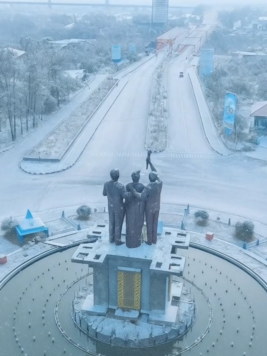 POV: Snowy Christmas in Kupang 🥶 #kupang #kupangtiktok #fyp #nttpride🏝🔥 