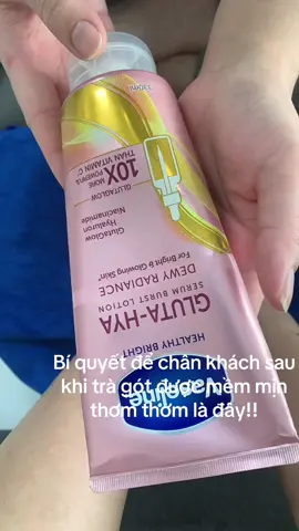Sữa dưỡng thể quốc dân đấy ạ!! Khách nhà e rất thích được massa sau khi chà gót . Dễ thẩm thấu vào da lắm luôn!!#suaduongthe #vaseline #xuhuongtiktok 