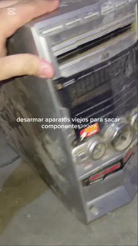 #electronica #circuitos #pcb #capacitor #hashtag 