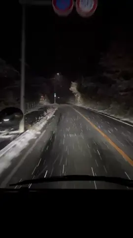 pandangan jam 3 pagi#salju #serachour 