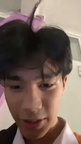 ini dia ngasi tau kalo dia mau pulang dari sklhnya 🤭💗💗.     @JUNO #junotiranat #junopdasudu #thailand🇹🇭 #gmmtv #gmmtvofficial 