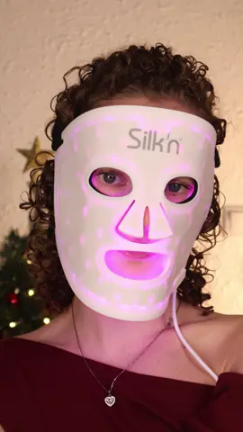 Noël avant l’heure avec @Silk'n Europe 🤍🎁 Exemple de contenu vidéo créé pour une campagne de Noël #creatriceugc #creatriceugcfrance #creatricedecontenus #contentcreator #ugcfrance     UGC FRANCE CRÉATRICE UGC SKINCARE  BEAUTY TECH UGC NOËL