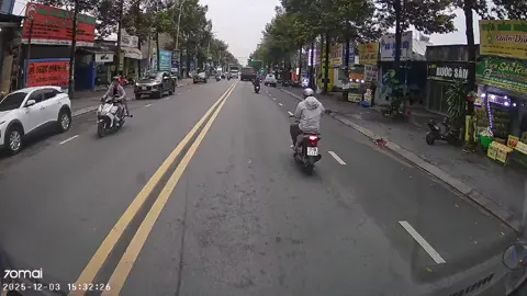 đi chuẩn dị mà , chắc ko phải lần đầu đâu hé😅