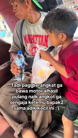 Surga memang tidak terletak di kaki ayah , tapi ayah akan tetap menjadi pahlawan yang  sesungguh nyaa #ayahhebat #sadvibes🥀 