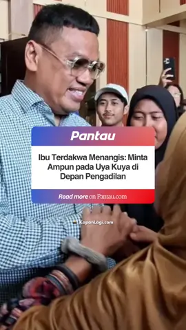 Persidangan kasus dugaan penjarahan rumah Uya Kuya di PN Jakarta Timur diwarnai momen haru ketika orang tua terdakwa memohon ampun secara langsung kepada Uya. Sang ibu menangis dan meminta keringanan hukuman, namun Uya menegaskan bahwa ia tidak memiliki kuasa untuk mengintervensi proses peradilan. Para terdakwa diduga terlibat dalam aksi pengangkutan televisi dari rumah Uya saat kericuhan terjadi dan kini dijerat pasal pencurian dengan pemberatan. Proses hukum masih berjalan untuk memastikan pertanggungjawaban para terdakwa. #UyaKuya #BeritaTerkini #BeritaArtis #BeritaViral #selebriti