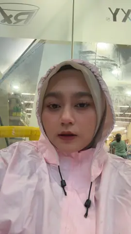 jas hujanku lucuww🤏🏻