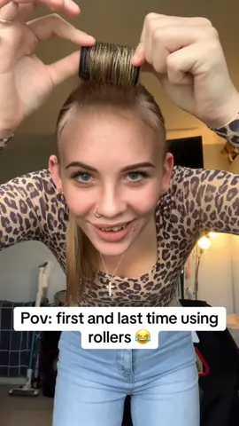 Funny bangs failure 🤣#Foryou #fpy #tiktok #usa #fail #happy #funnyvideos #funnytiktok #funnyfail #funny #fyp 