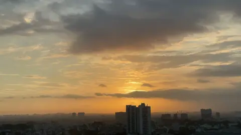 Bạn chỉ mất 30s để dừng lại ngắm bầu trời   #xuhuong #tiktokgiaitri #xh #chillwithtiktok #fyp 