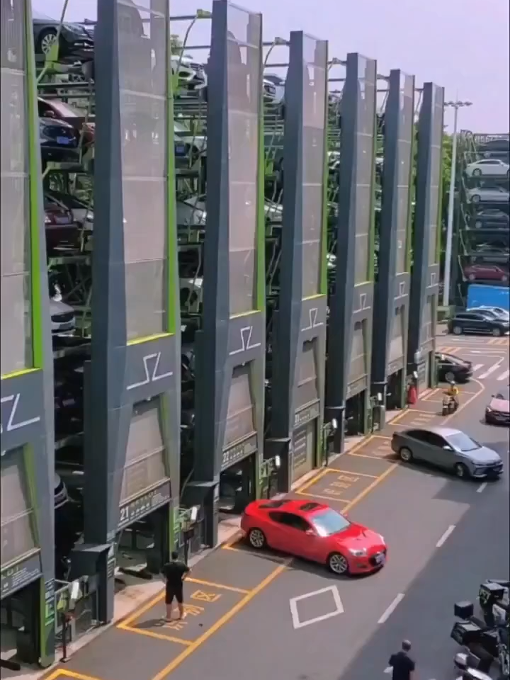 Với sức chứa 1.600 xe! Bãi đỗ xe thông minh “siêu to khổng lồ” tại Thâm Quyến, Trung Quốc với công nghệ ngập tràn! 可容纳1600辆车！中国深圳巨型智能立体停车场高科技感满满！