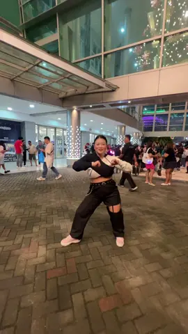 Get get, get get awww! Let’s go! #SexbombReunionConcert #SexbombGirls@