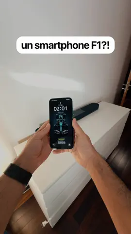 Ce smartphone va rendre fou tes potes fan de formule 1 🏎️ @realme.France #collaborationcommerciale 