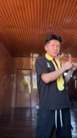 ဘယ်ကောင်လက်အားပြီးခေါ်ထားတာလည်း🙂🙂 #07 #trend 