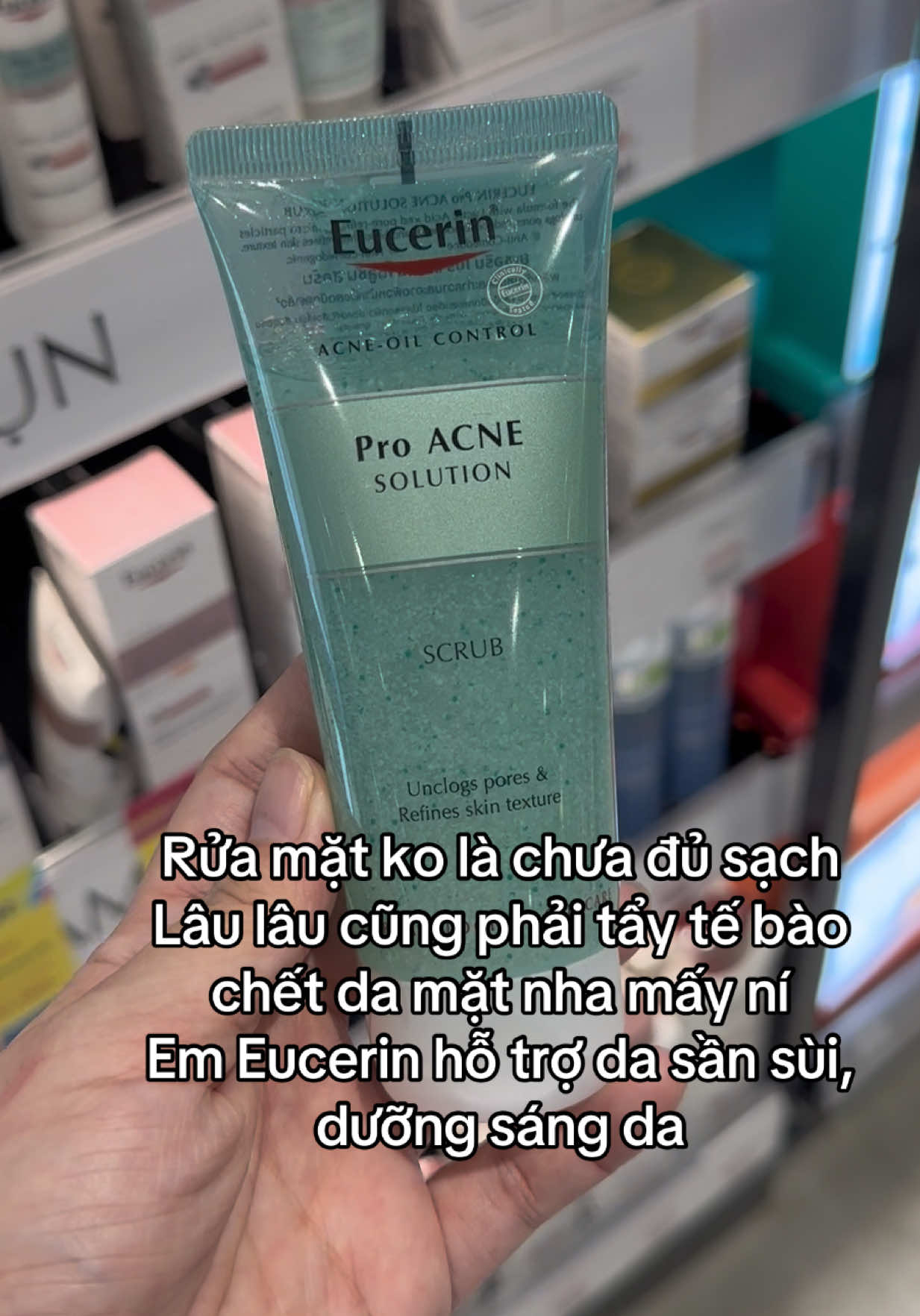 Tẩy tế bào chết Eucerin #eucerin #taytebaochet #tiktokshop1212 #facesculpting #salevuichotnam 