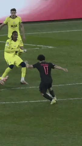 Vitinha top bins 😮‍💨 #UCL #ParisvsTottenham 