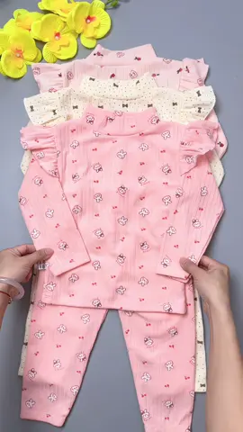 Bộ quần áo LEN tăm DÀY dài tay cho bé gái #quanaobegai #bolentamchobe #bodaitaychobe #dobobegai #bothudongchobe 