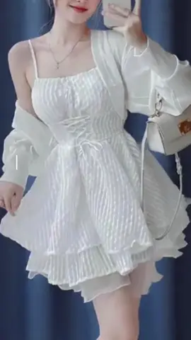 #thoitrangnu #xhtiktok #outfit #quanaonuhottrend #vayxinh 