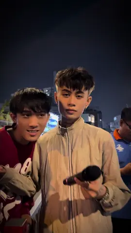 Chợt mặn đắng khoé môi… #fyb #xh #vanquydaihoa 