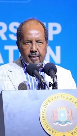 “Dad badan ayaa hoos noo fiirinaya oo u maleeya inaan weli nahay sidii aan hore u ahaan jirnay.”Madaxweyne Xasan Sheekh.