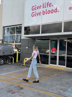 This is your sign. Become a donor, save lives and get snackin’. @jesscuratesugc