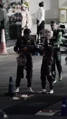 my best duo, always support you both👊🏻 #maxverstappen #yukitsunoda #f1 #redbullracing 