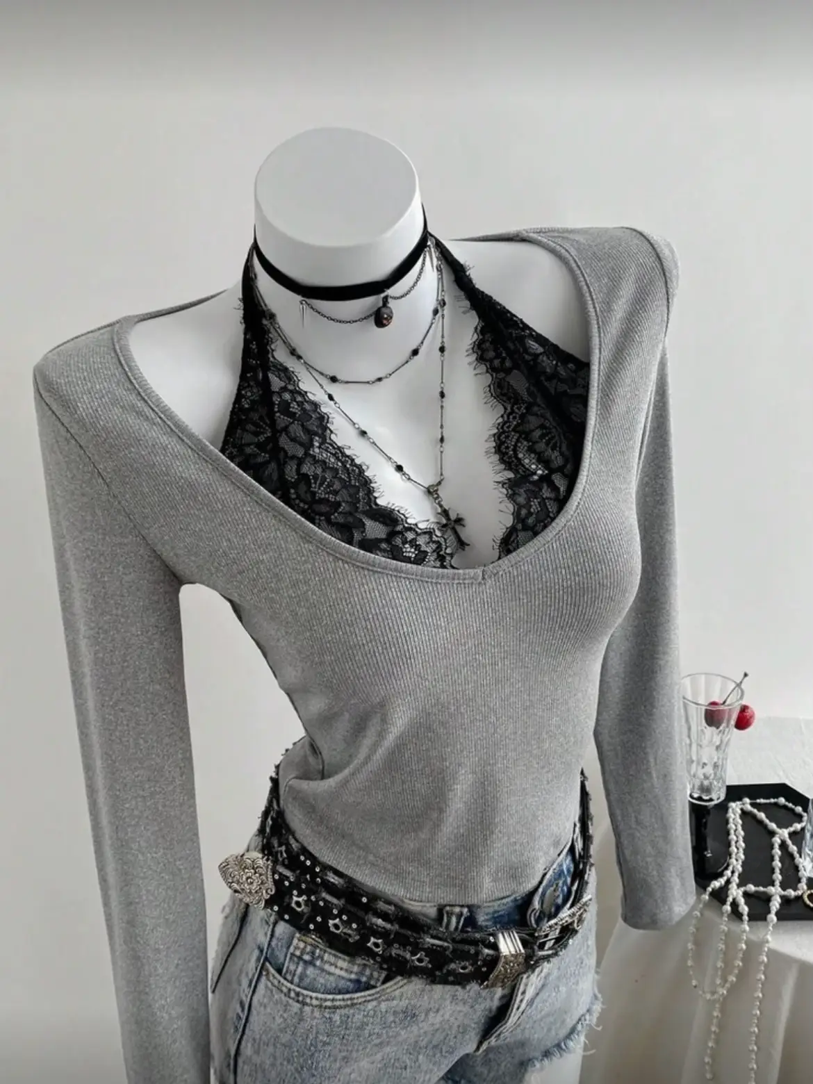 Trip သွားရင် ခပ်မိုက်”ကောင်မလေးလုပ်ကွာ🕷️🩶 Price to CB #fyp #foryou #foryoupage 