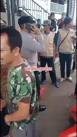 pengedar uang palsu di pasar gudang Tigaraksa di tangap #viralpengedaruangpalsu#pasargudangtigaraksa#fypシ 