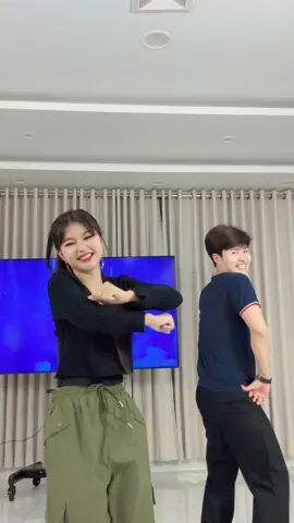 ဝါသနာက ဆုံပီဆို ကလိုက်ရမှ😁😍