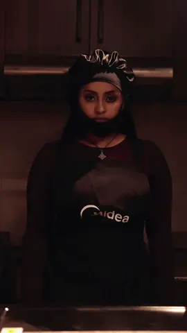 Midea 32litter toster oven Typically 60 minutes with a bell ring you can Bake, broil, toast  Make yourself at home @MideaEthiopia @Pawlos Demeke 