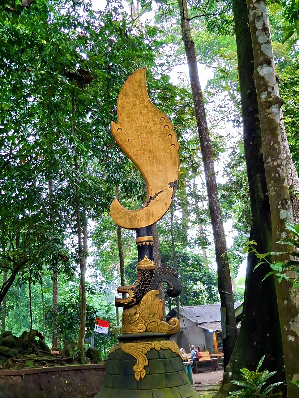 petilasan prabu siliwangi,situ cipadung,pajajar kab,Majalengka.  #situcipadung #petilasanprabu #pajajar #majalengkaview #majalengka 