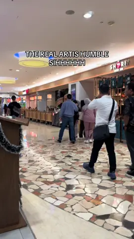 Ada yg kenall gak siapa diaa😛☺️