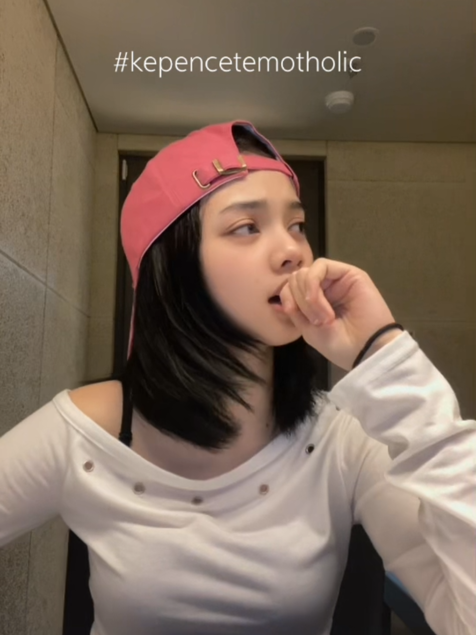 Lockeyzz~ M-maaf gugup..sayanghae🙂‍↕️🫰🏻 #SECRET_NUMBER #시크릿넘버 #Dinda #딘다 #Kepencetemot