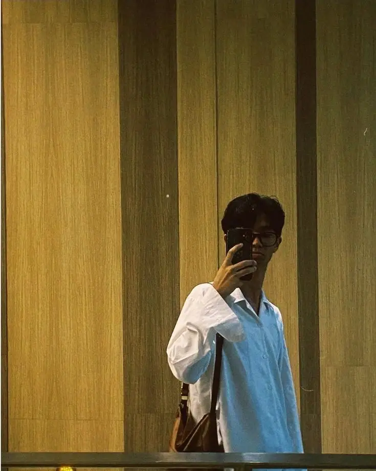 mirror selfie yng terakhir bonus @JUNO #juno #junogmmtv #gmmtvboys #fypシ゚ #fyppppppppppppppppppppppp 