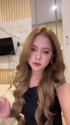 Retouch warna rambut pakai Implora ash grey