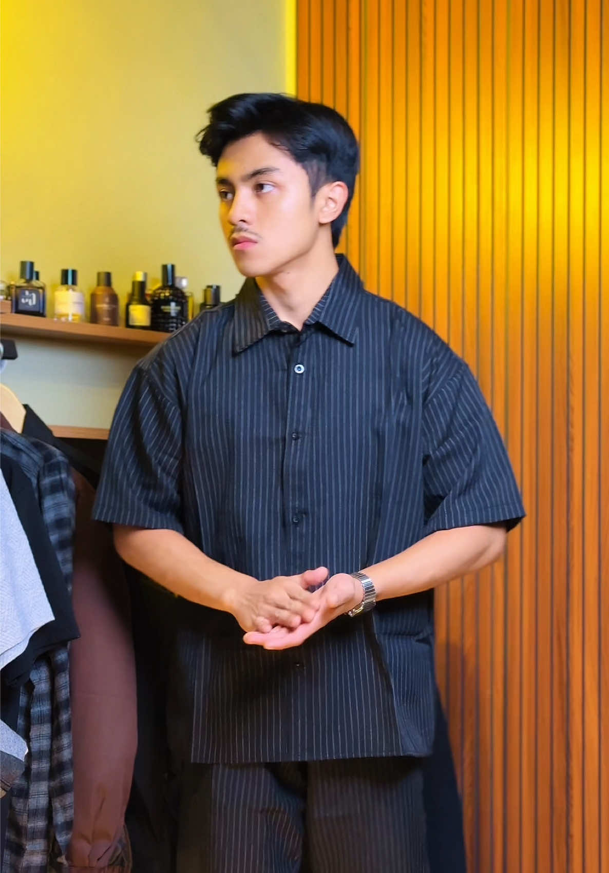 rekomendasi kemeja boxy oversize salur ni brok 👌 #rekomendasikemeja #kemejaboxy #kemejaoversized #kemejastyle #outfitkemeja 