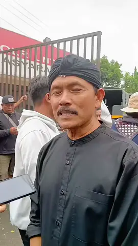 legal atau ilegal itu sama sama merusak lingkungan. paparan kang #gunretno mengenai kerusakan lingkungan di depan ditreskrimsus #polda #jateng #semarang #pati 