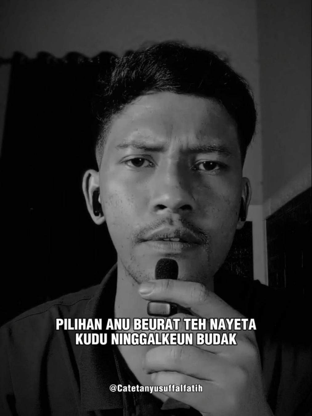 Pilihan anu beurat teh nyaeta kudu ninggalkeun budak 😤😤 #yusuffalfatihofficial #quotessunda 