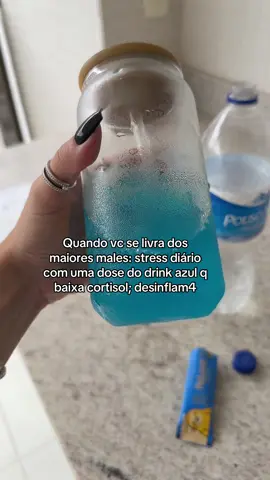 Uma dose do drink azul pra você viver leve; Zen #foryou #mulheres 