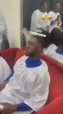 Eyin ma tun seh Christmas Carol yato ni Church nyin ke 😆 🤣