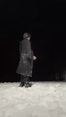 #SOUKOKU || Chuuya: @ʀʏᴜᴜɴᴏꜱᴜᴋᴇ ᴀᴋᴜᴛᴀɢᴀᴡᴀ || #bungostraydogs #bsd #dazaicosplay #fyp Soukoku cosplays on snow 😸